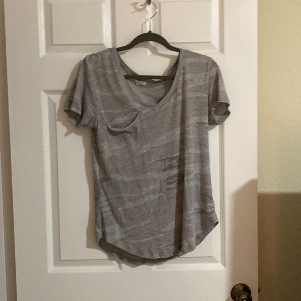 grey camo crop top